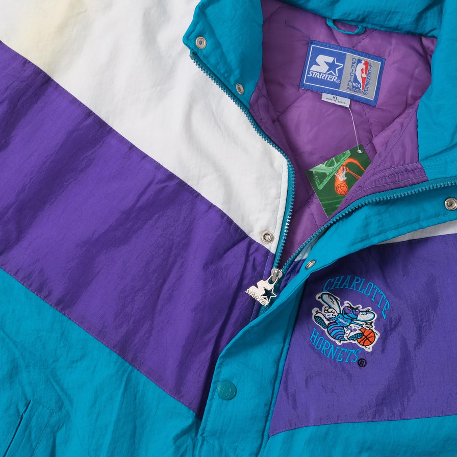 Vintage DS Starter Charlotte Hornets Jacket XLarge 