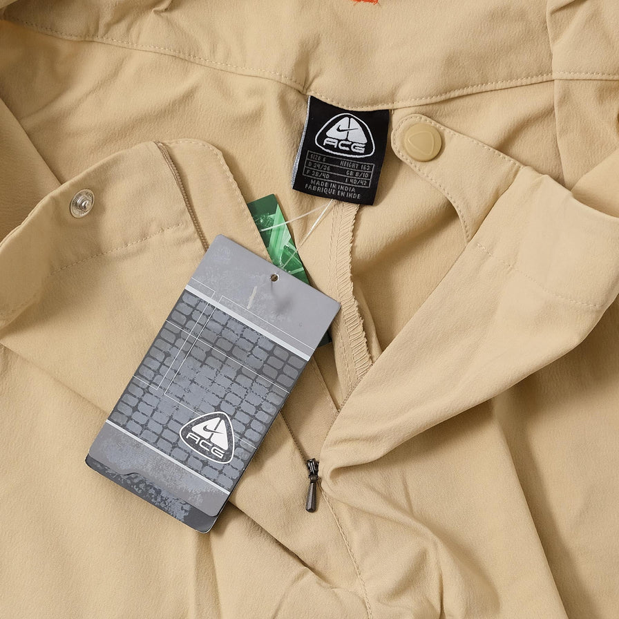 Women's DS Nike ACG Cargo Pants Small 