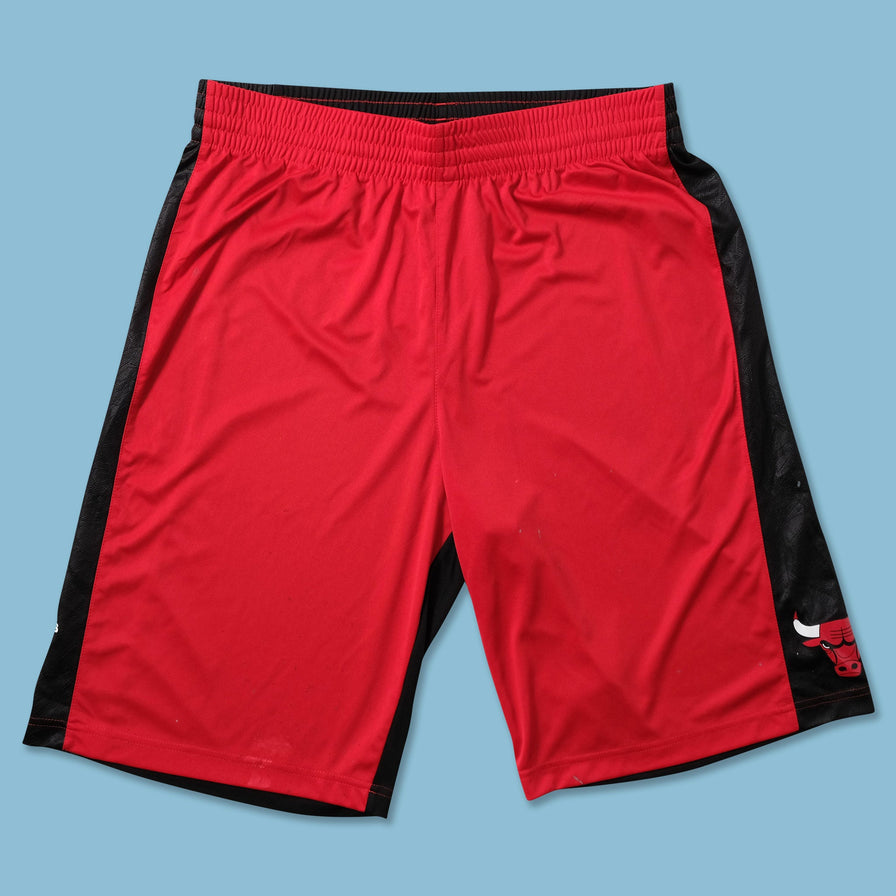 Vintage adidas Chicago Bulls Shorts Large - Double Double Vintage