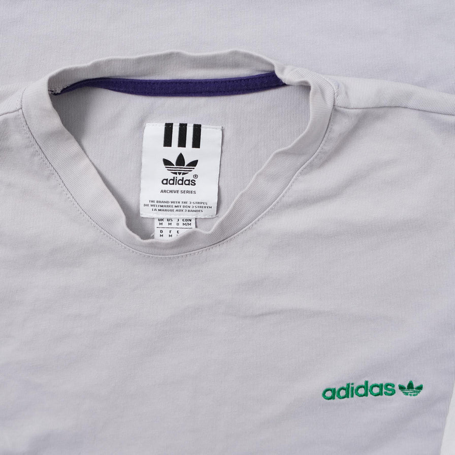 adidas T-Shirt Medium 