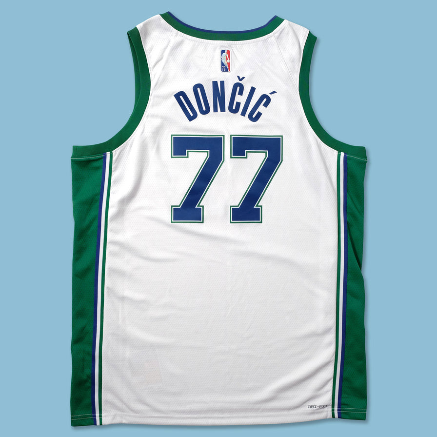 Nike Dallas Mavericks Doncic Jersey XLarge - Double Double Vintage