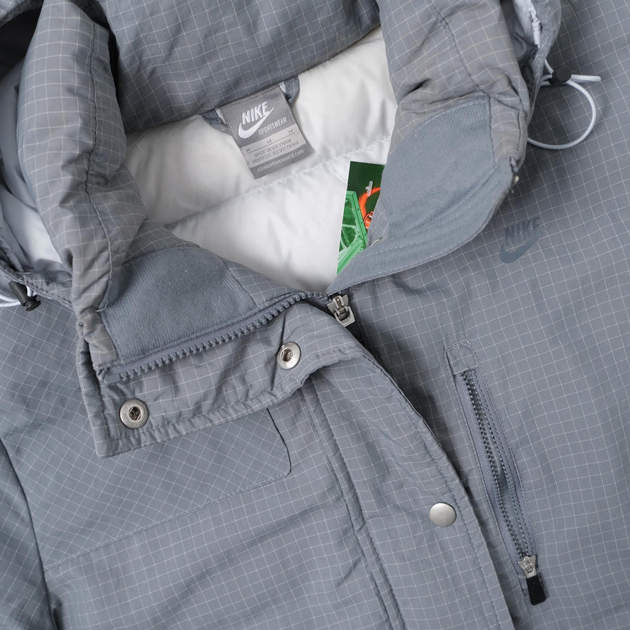 Vintage Nike Women’s Puffer Jacket Medium 
