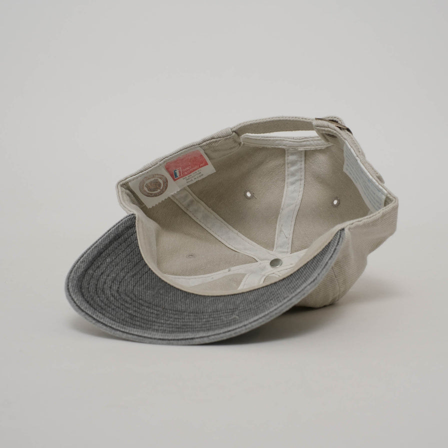 Vintage DS Philadelphia Flyers Strapback 