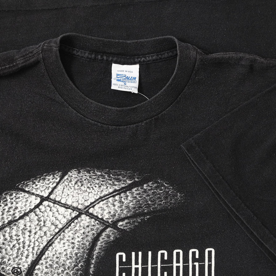 Vintage Salem Chicago Bulls T-Shirt Small 