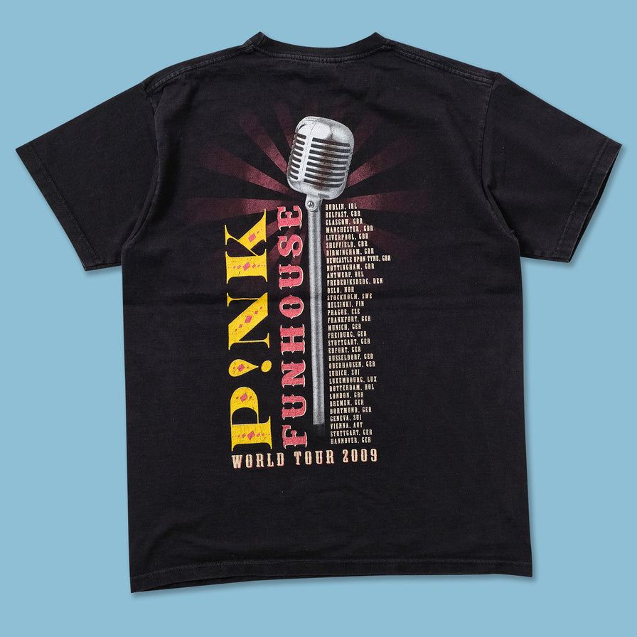 2009 Pink Funhouse Tour T-Shirt Medium - Double Double Vintage