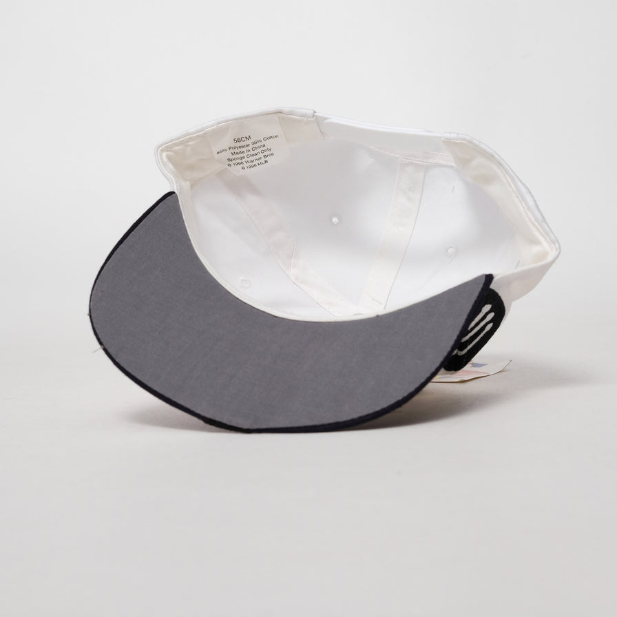 Vintage Bugs Bunny Cleveland Indians Snapback - Double Double Vintage