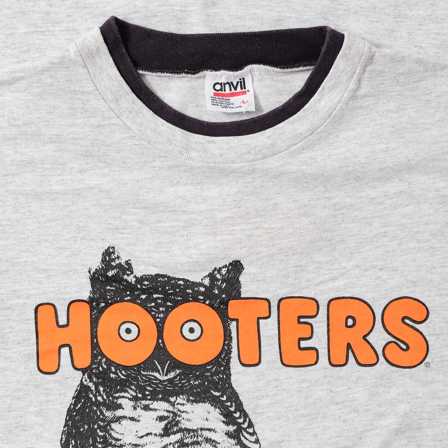 Vintage Hooters Virginia Beach T-Shirt Large 