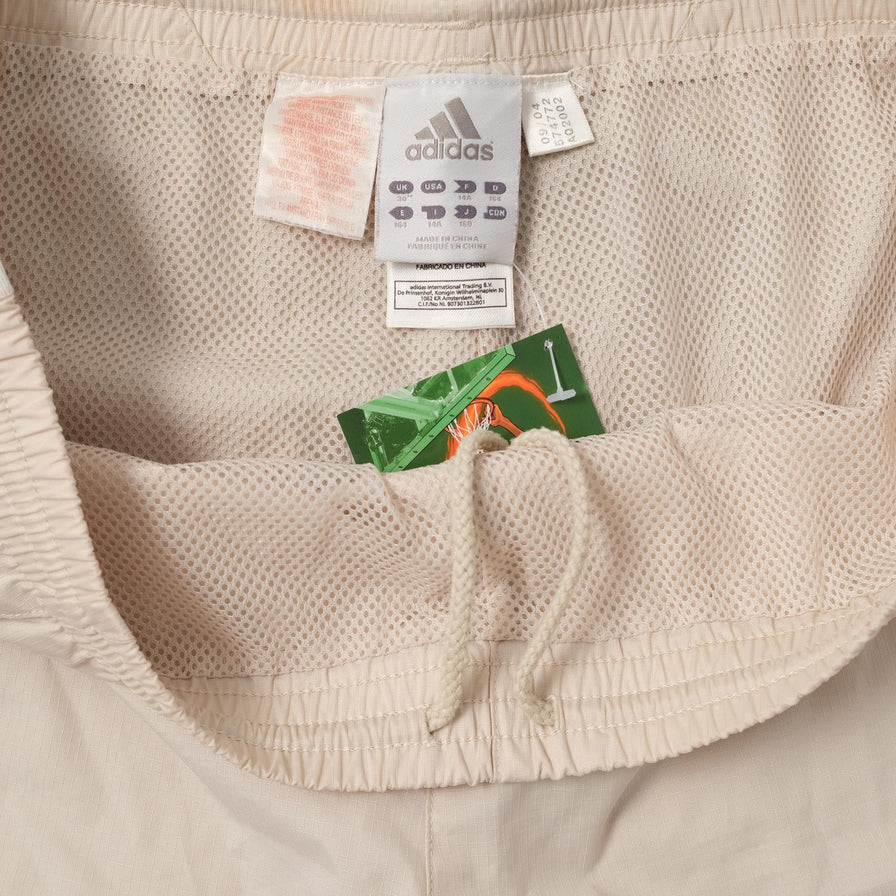 Vintage 2004 adidas Shorts 30 