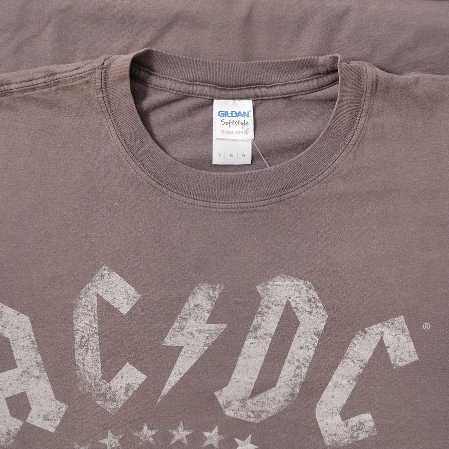 2015 Women's  ACDC Tour T-Shirt Medium 