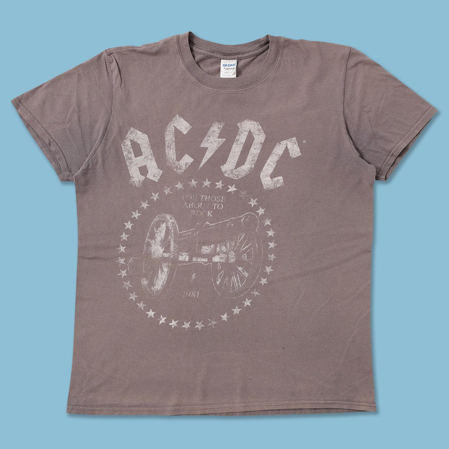 2015 Women's  ACDC Tour T-Shirt Medium 