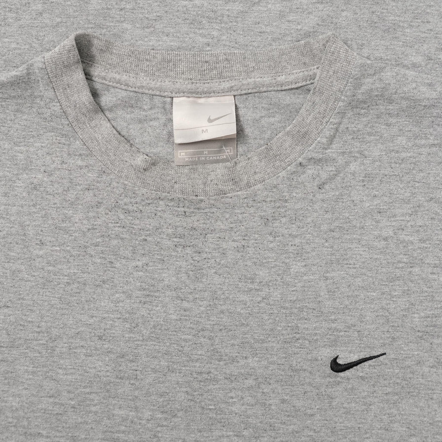 Vintage Nike Mini Swoosh T-Shirt Medium 