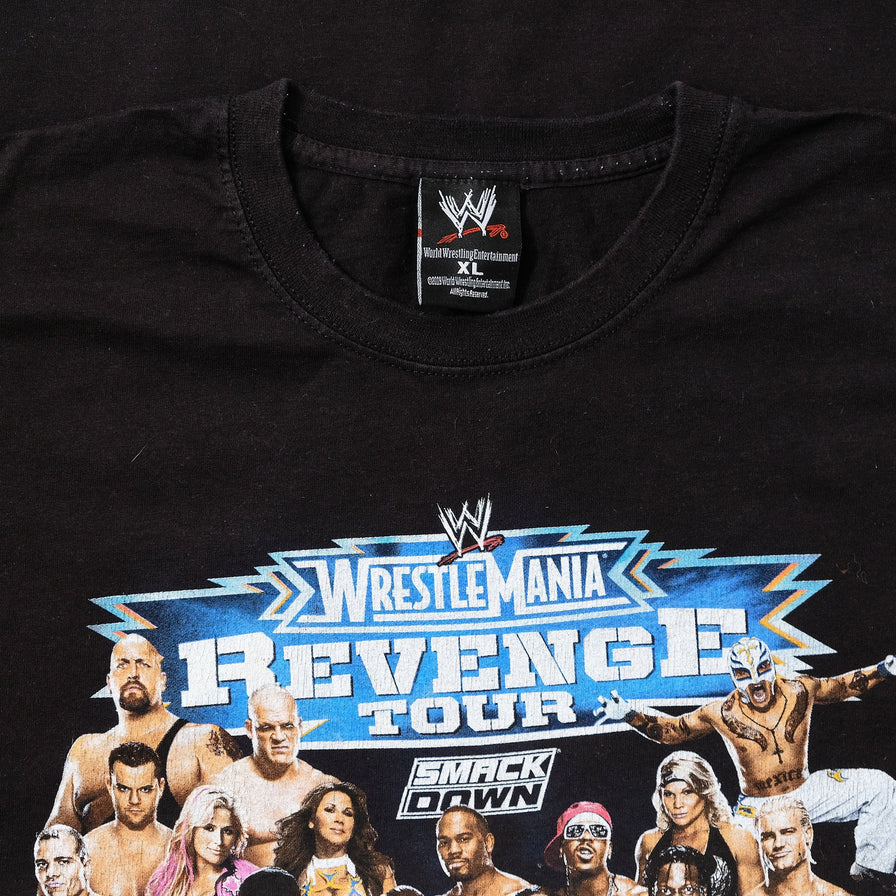 2010 WWE Wrestling T-Shirt Large 