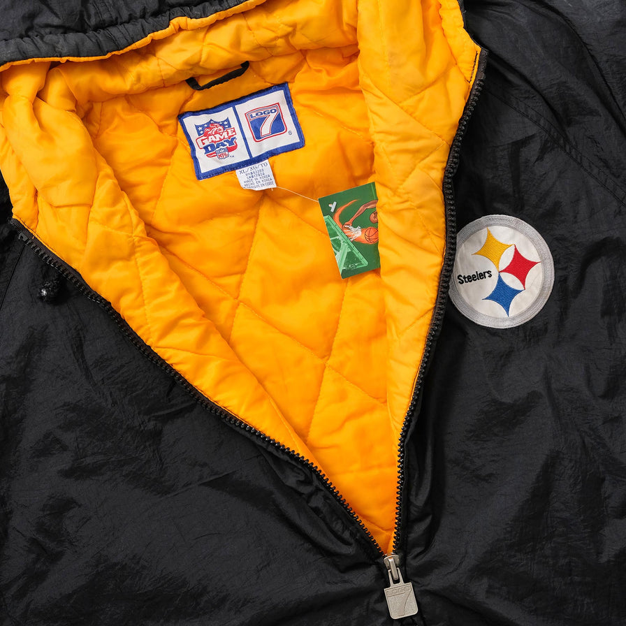 Vintage Pittsburgh Steelers Padded Jacket XLarge 