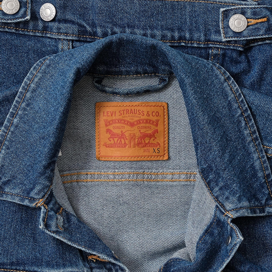 Women's Levis Denim Jacket XSmall 
