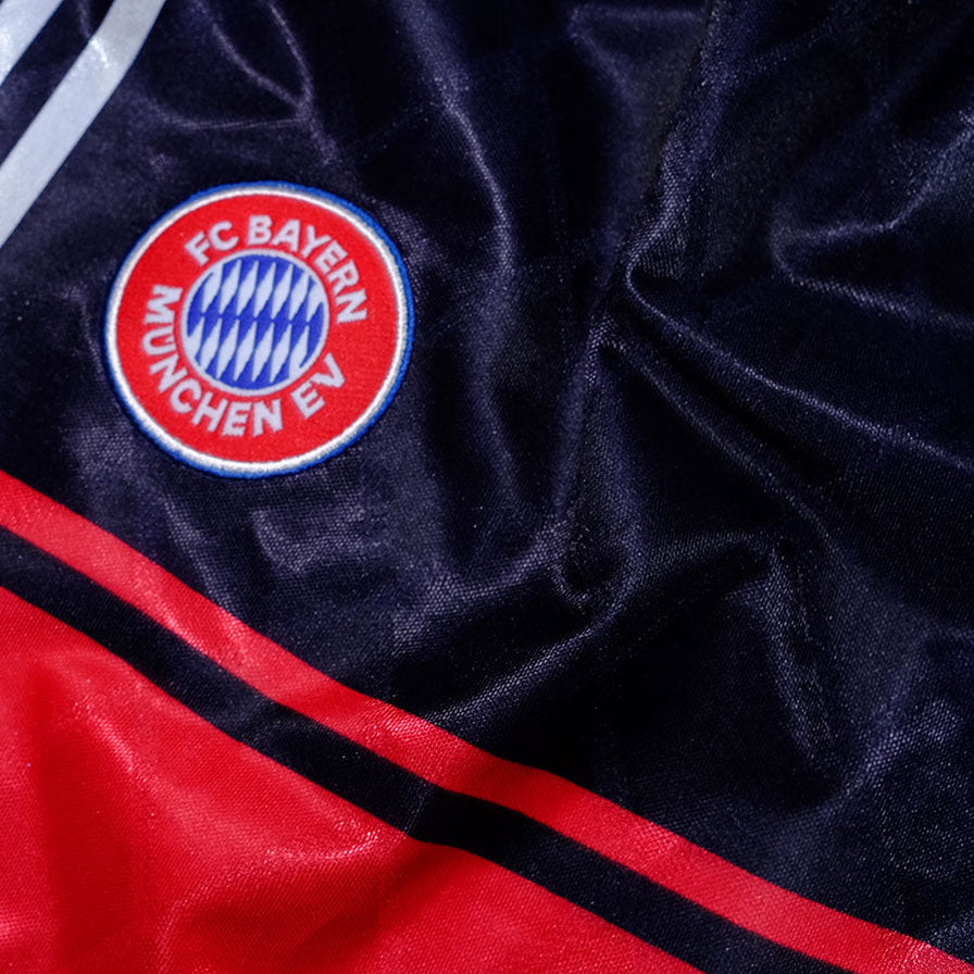 Vintage adidas Bayern Munich Shorts Small / Medium - Double Double Vintage