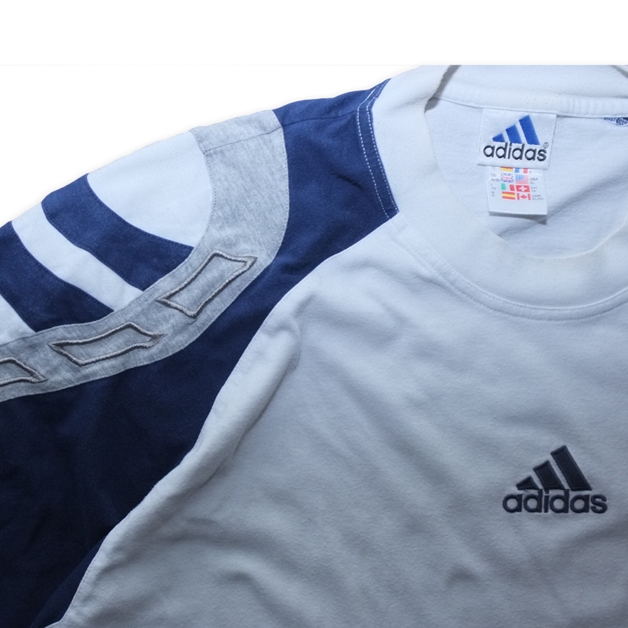 Vintage adidas Set (T-Shirt+ Shorts) XLarge - Double Double Vintage