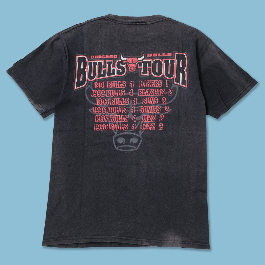 Vintage 1998 Starter Chicago Bulls T-Shirt Medium