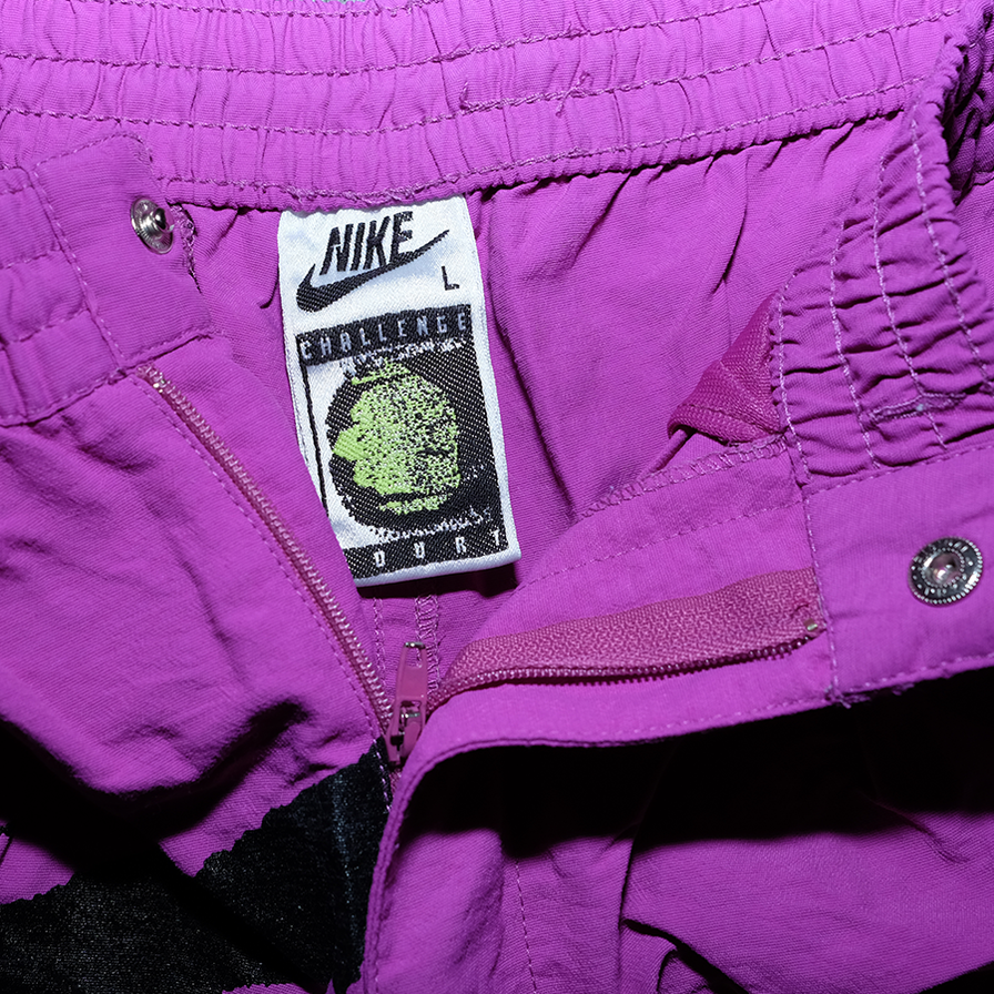 Vintage Womens Nike Challenge Court Shorts Large - Double Double Vintage
