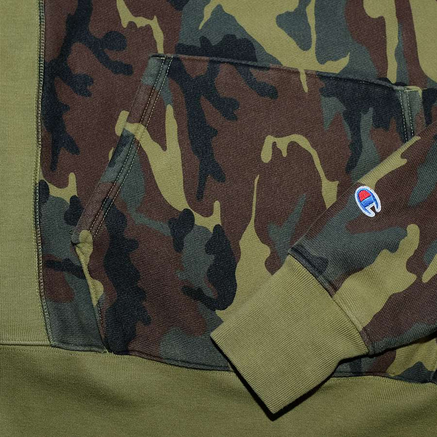 Vintage Champion Reverse Weave Camo Hoody Medium
