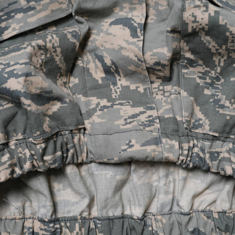 Vintage Women's Cropped Camo Jacket Onesize