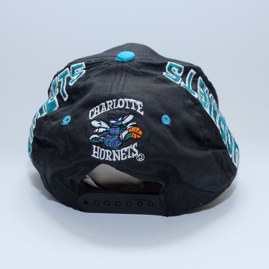 Vintage Charlotte Hornets Snapback - Double Double Vintage