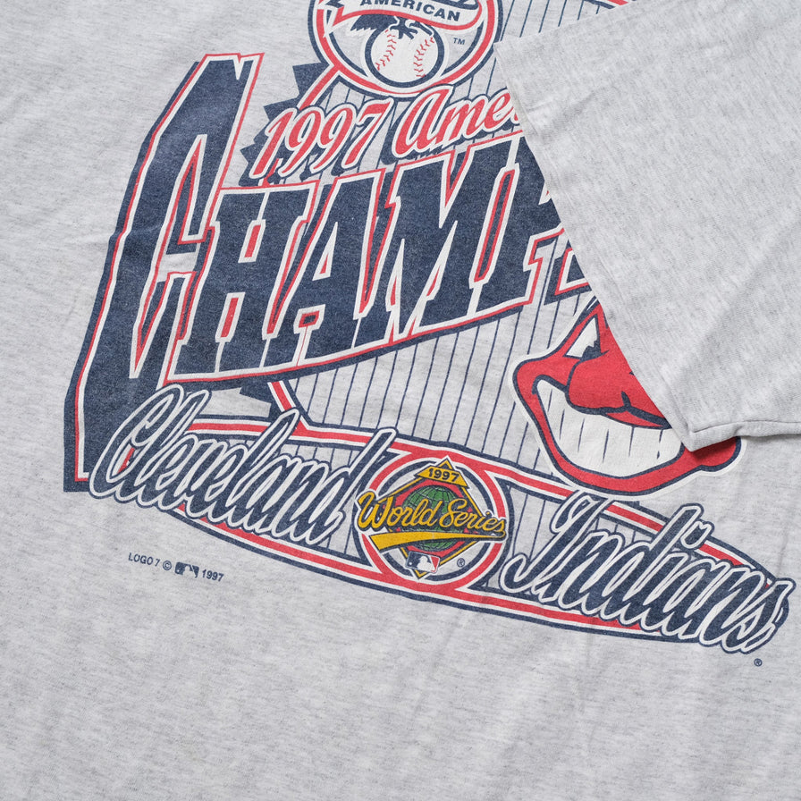Vintage 1997 Cleveland Indians T-Shirt XLarge