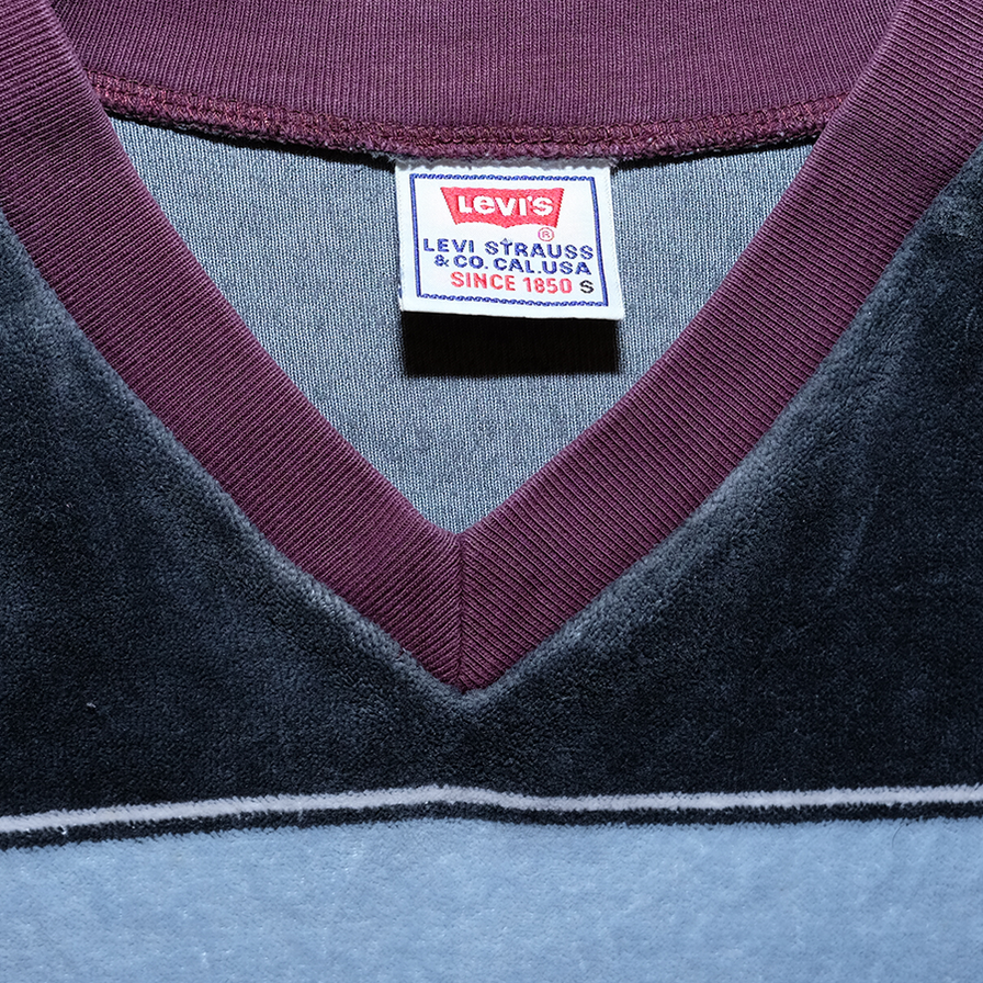 Levis Velour V-Neck Sweater Small - Double Double Vintage
