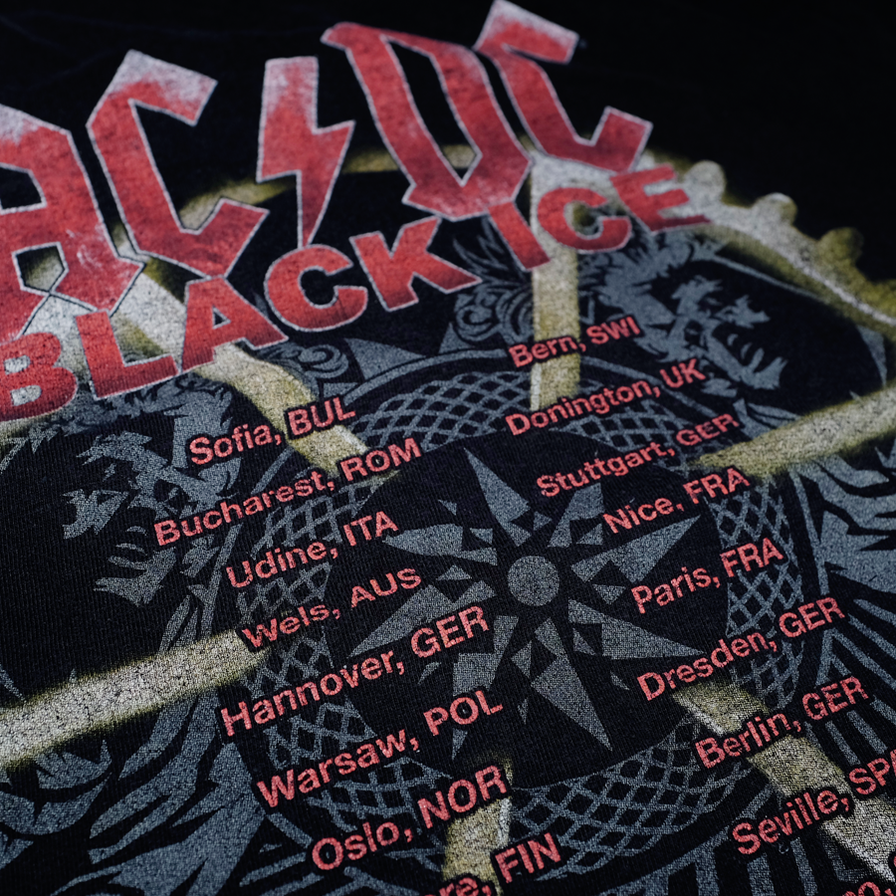 ACDC Black Ice Tour Shirt 2010 Medium - Double Double Vintage
