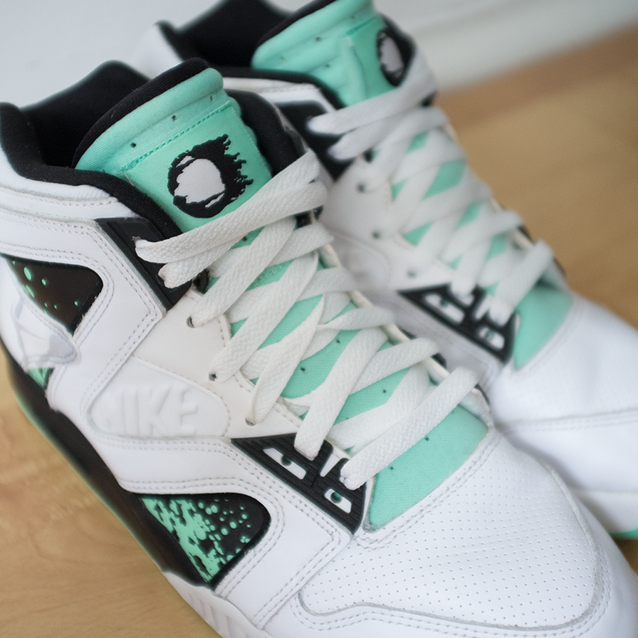 Nike Air Tech Challenge Hybrid QS US 8.5 - Double Double Vintage