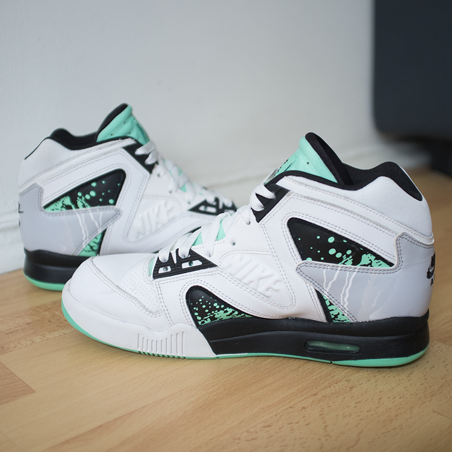 Nike Air Tech Challenge Hybrid QS US 8.5 - Double Double Vintage