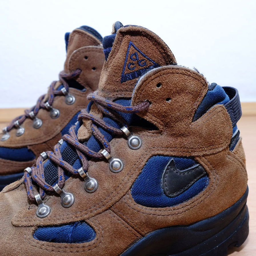 Vintage Women's Nike ACG Air Karst (2000) US 6 / EU 36.5 - Double Double Vintage