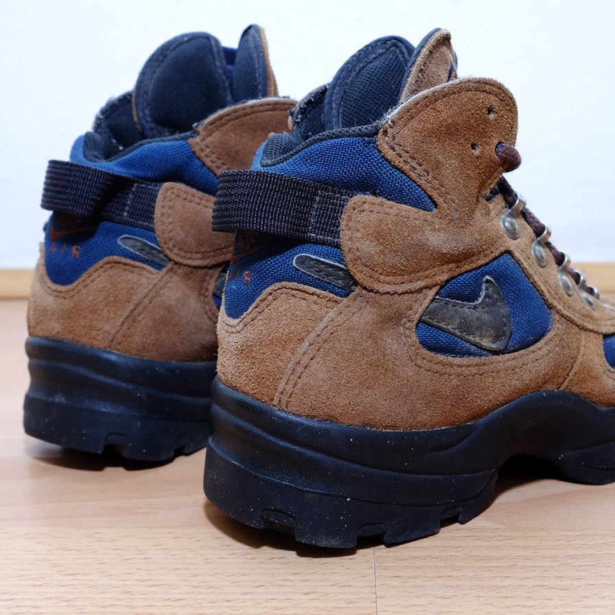 Vintage Women's Nike ACG Air Karst (2000) US 6 / EU 36.5 - Double Double Vintage