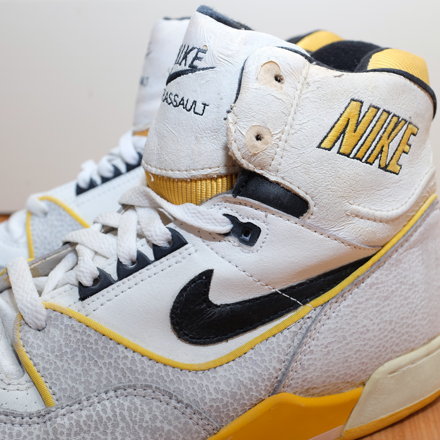 Vintage Nike Air Assault 1988 US 11.5 - Double Double Vintage