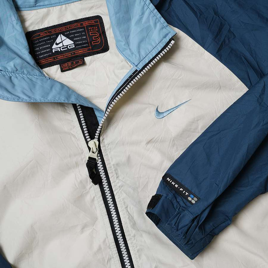 Vintage Nike ACG Light Jacket Kids Medium