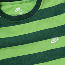 Women's Nike T-Shirt Small / Medium