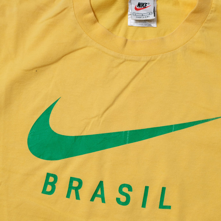 Vintage Nike Brasil T-Shirt Large / XLarge