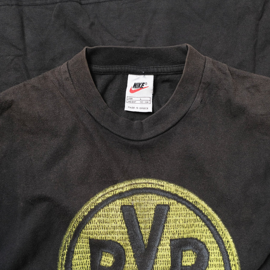 Vintage Nike Borussia Dortmund Women's T-Shirt Small / Medium