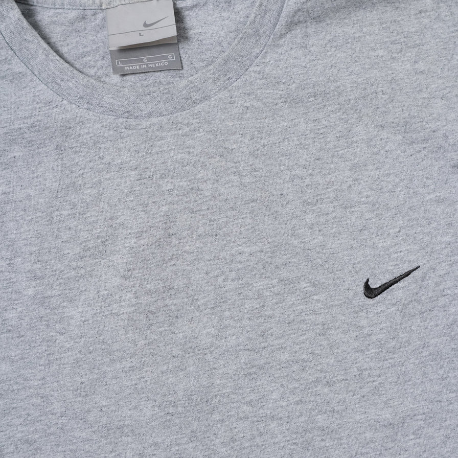 Vintage Nike Mini Swoosh T-Shirt Large