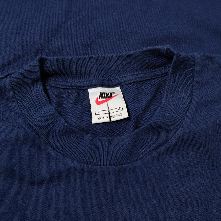 Vintage Nike Basketball T-Shirt Medium