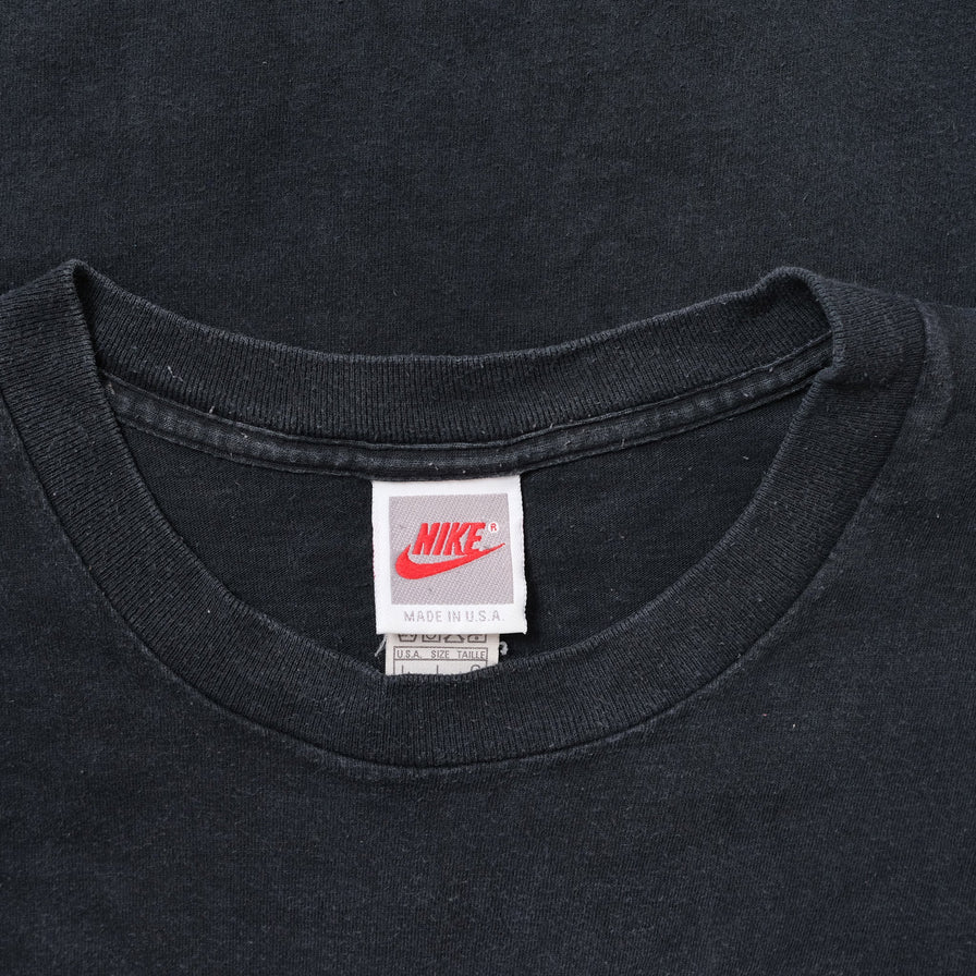 Vintage Nike P.L.A.Y. T-Shirt Large