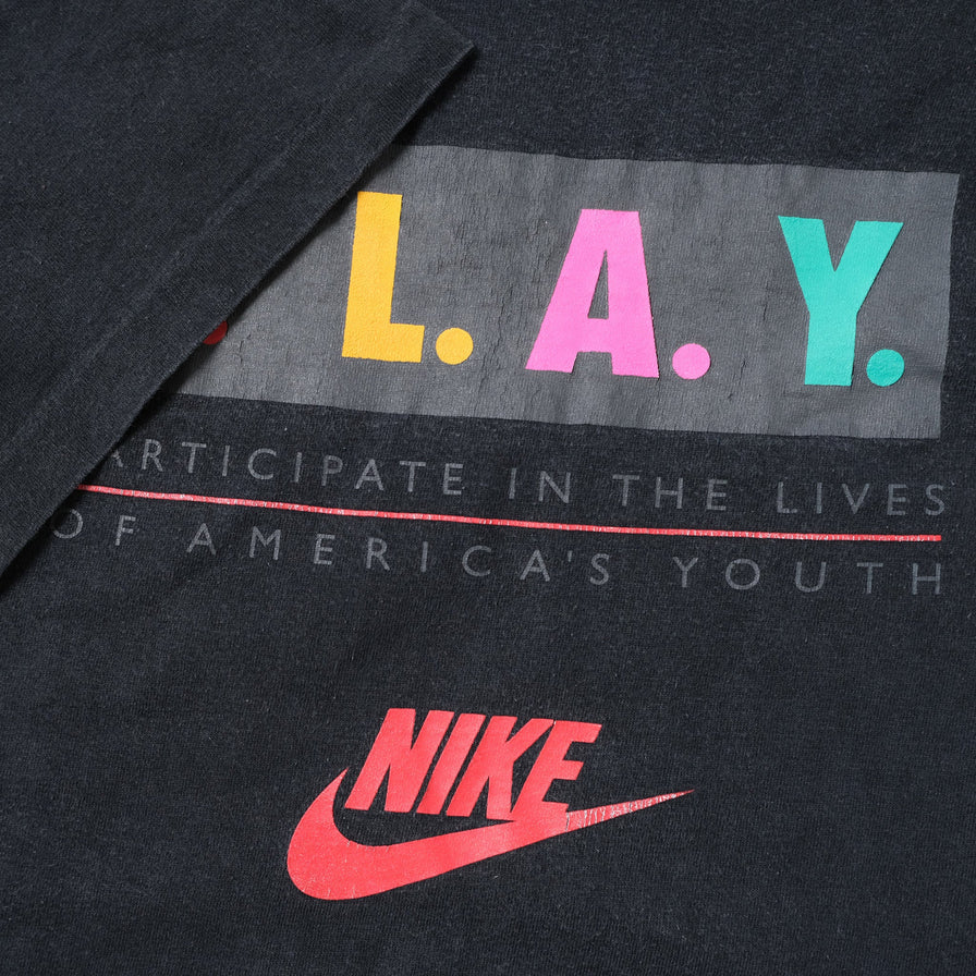Vintage Nike P.L.A.Y. T-Shirt Large