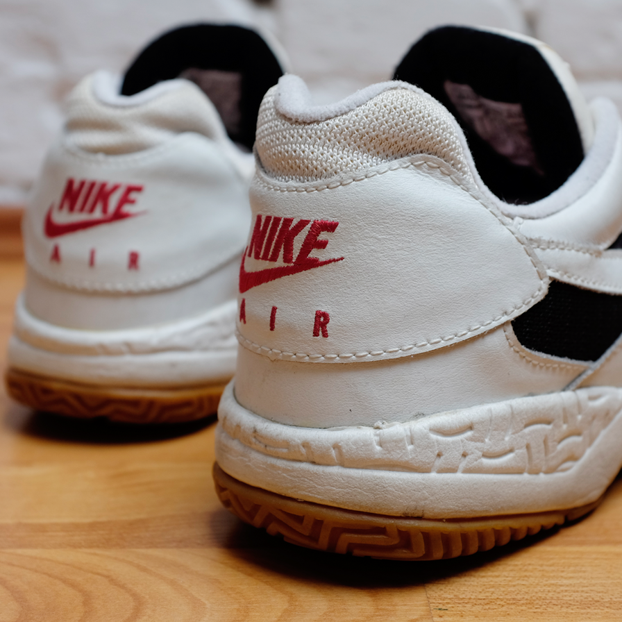 Vintage Nike Volleyball Sneakers US 12 - Double Double Vintage