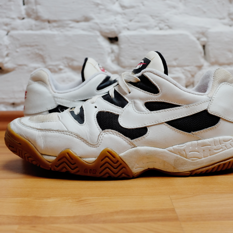 Vintage Nike Volleyball Sneakers US 12 - Double Double Vintage