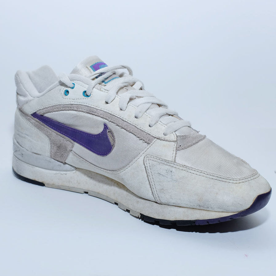 Vintage Nike Runner EU45 - Double Double Vintage