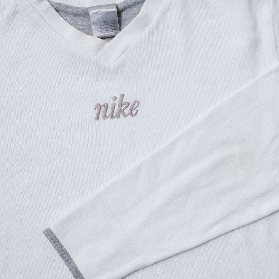 Vintage Nike Women's V-Neck Sweater Small
