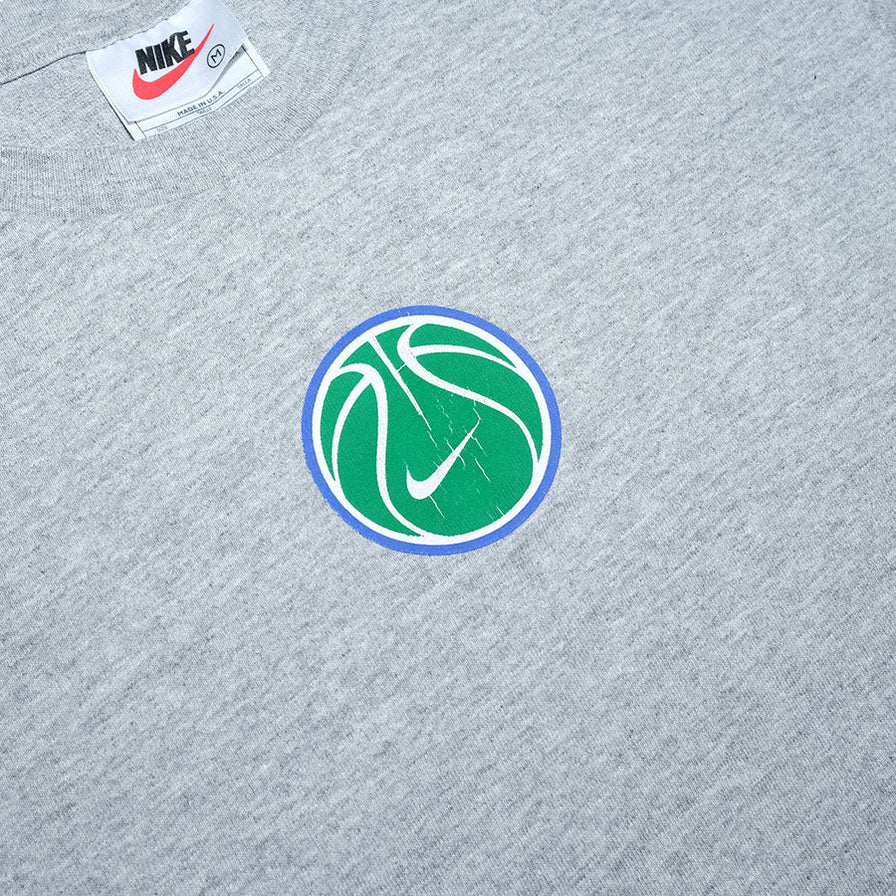 Vintage Nike Basketball T-Shirt Small - Double Double Vintage
