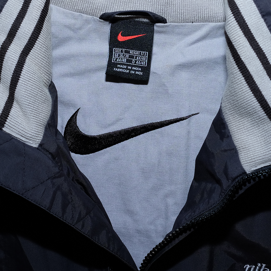 Nike Windbreaker Jacket Small - Double Double Vintage