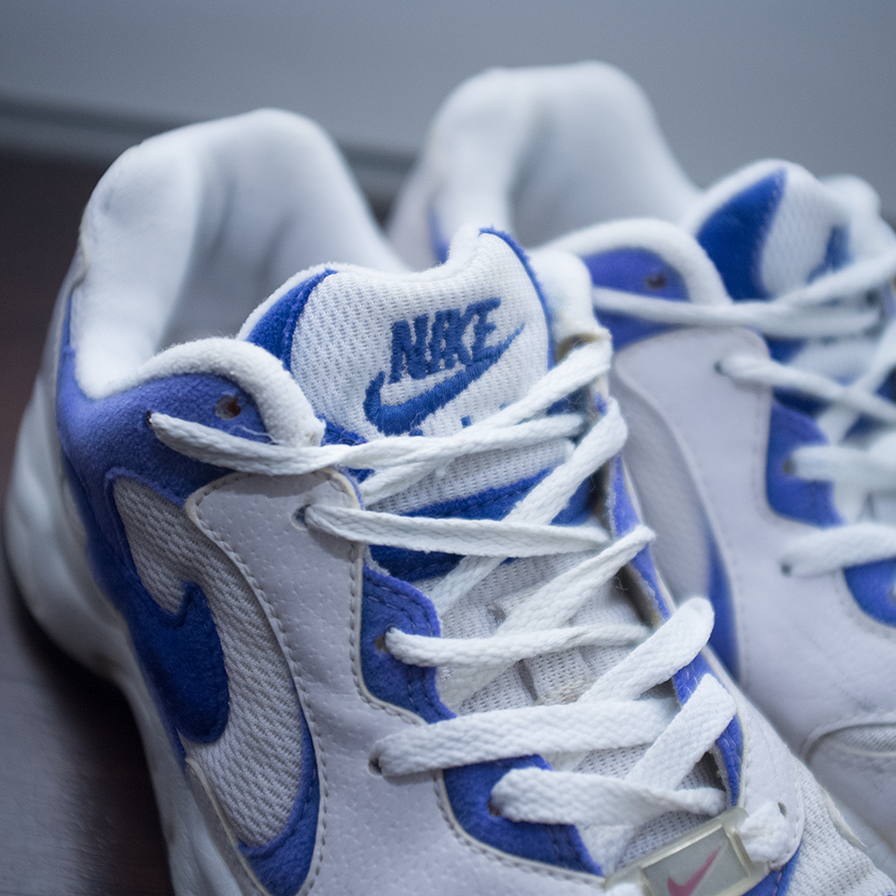 Vintage Nike Air Windrunner US 9 (wmns) / EU 40.5 - Double Double Vintage