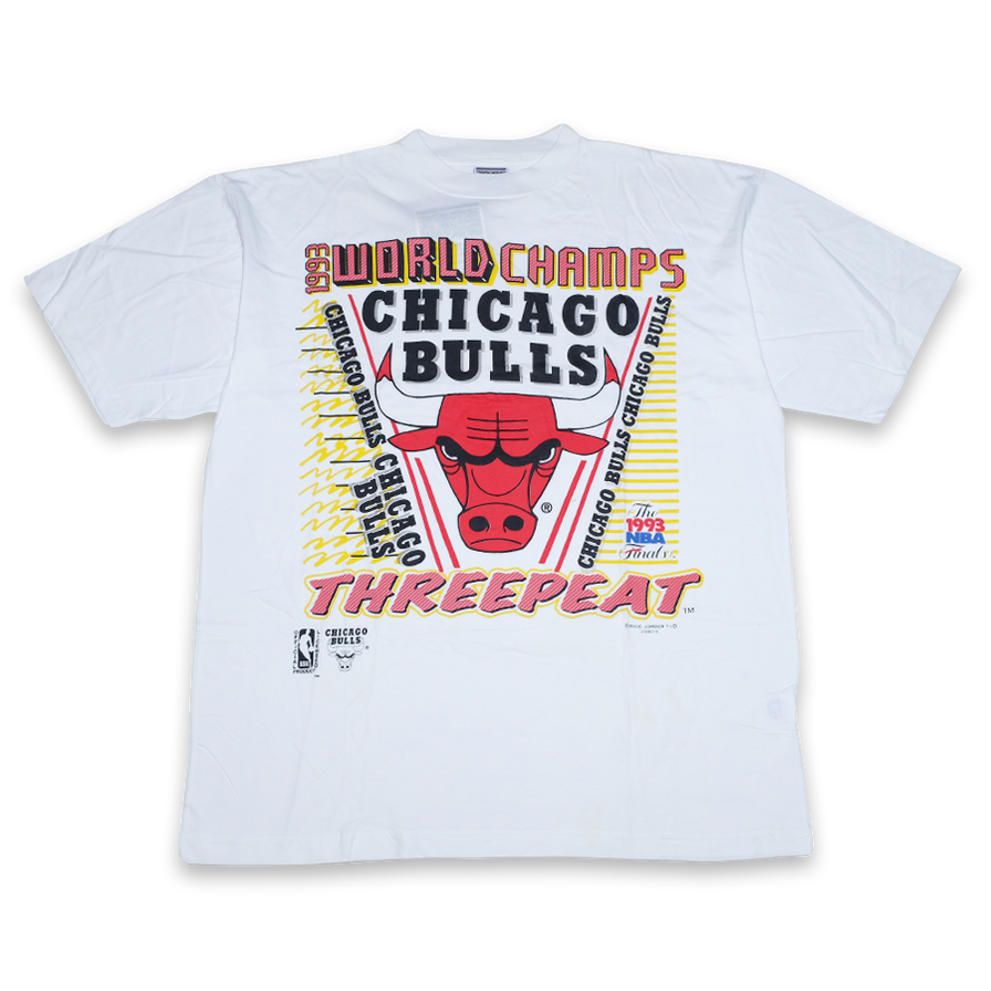 Vintage Chicago Bulls Threepeat T-Shirt XLarge - Double Double Vintage