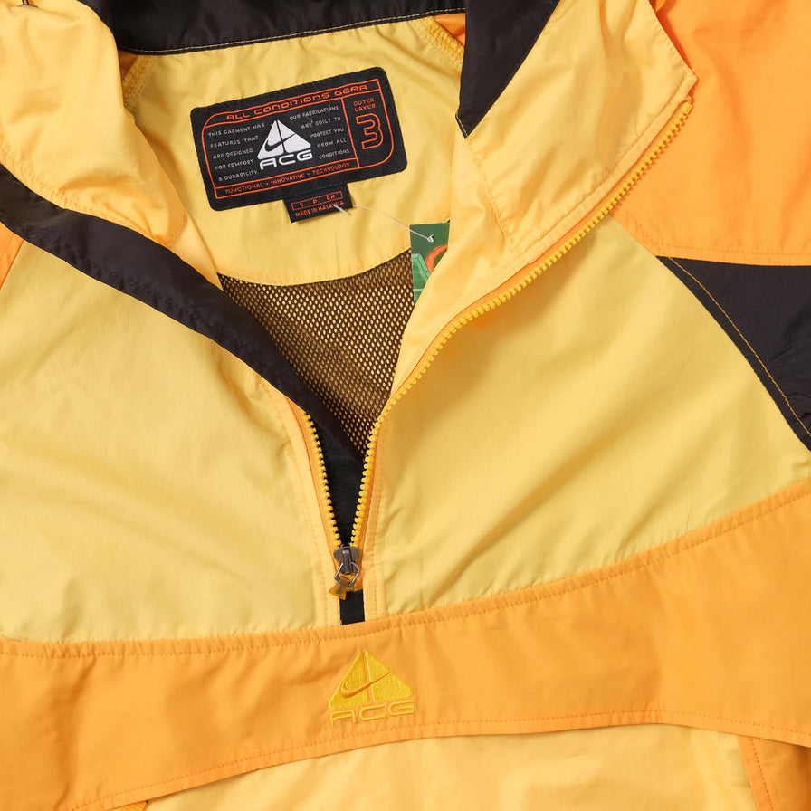 Vintage Nike ACG Windbreaker Medium 